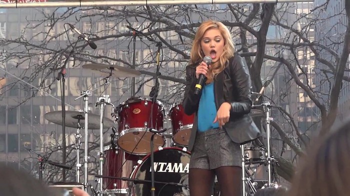 Fearless- Olivia Holt in Chicago 301 - Fearless - Olivia - Holt - in - Chicago