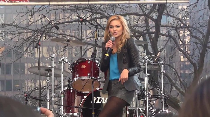 Fearless- Olivia Holt in Chicago 302 - Fearless - Olivia - Holt - in - Chicago