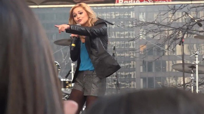Fearless- Olivia Holt in Chicago 307 - Fearless - Olivia - Holt - in - Chicago