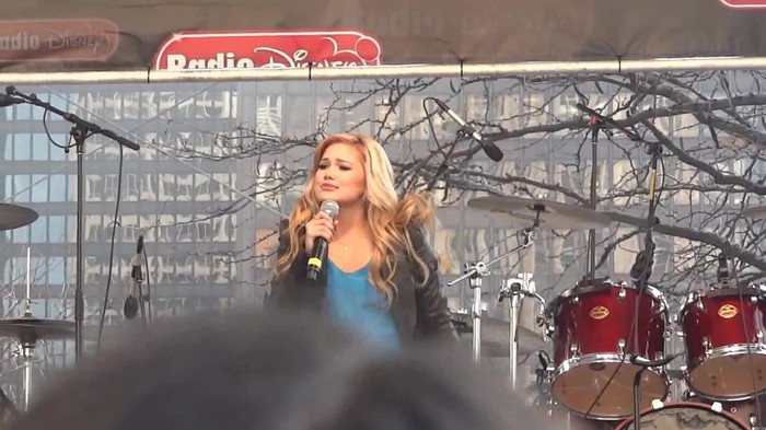 Fearless- Olivia Holt in Chicago 326 - Fearless - Olivia - Holt - in - Chicago