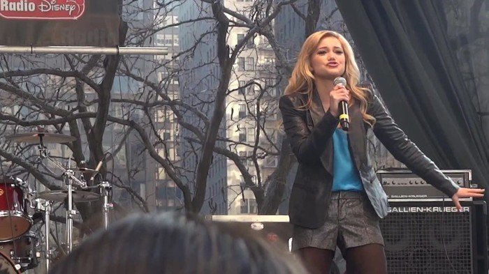 Fearless- Olivia Holt in Chicago 496 - Fearless - Olivia - Holt - in - Chicago