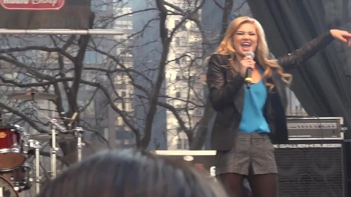 Fearless- Olivia Holt in Chicago 499