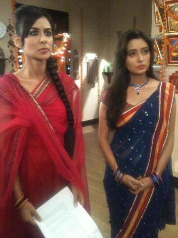 404758_369239249817064_1602567955_n