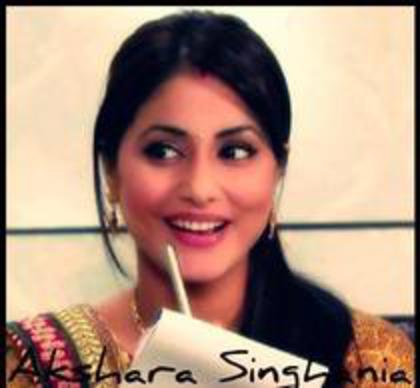 78661132_POIEWRP3 - Hina Khan