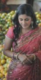 78661245_BROGOEP3 - Hina Khan