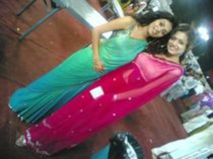 43293691_TCHALZXSH - Drashti Dhami-Muskaan