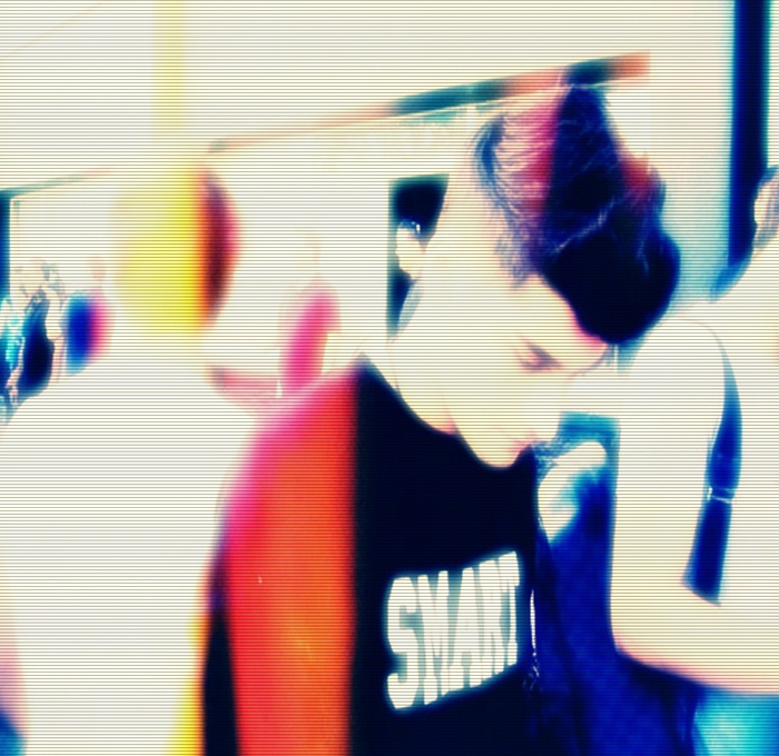 _ eu am iesit. ^^ bye ;o3. ne vedem. maine ;-??. ^ hug. all. ^