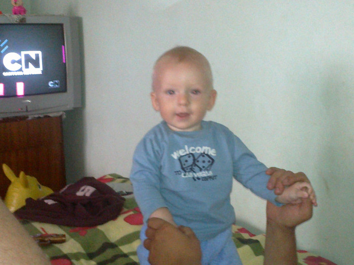 Picture 001 - SA MAI NASCUT INCA UN INGERAS ZSOLT