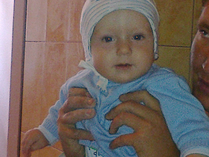 Picture 004 - SA MAI NASCUT INCA UN INGERAS ZSOLT