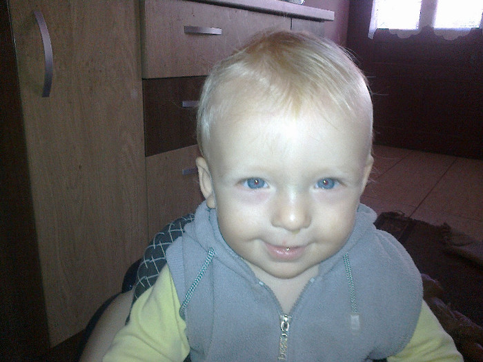 Picture 045 - SA MAI NASCUT INCA UN INGERAS ZSOLT