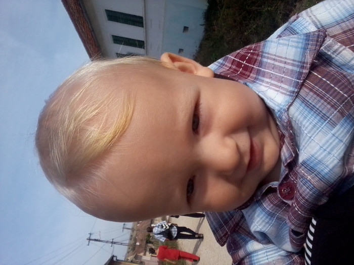 Picture 247 - SA MAI NASCUT INCA UN INGERAS ZSOLT