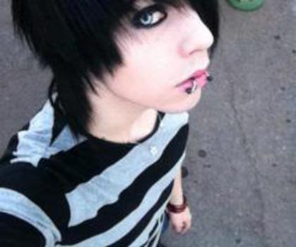 530709_402864539796246_366196997_n_thumb - xo_Emo_xo