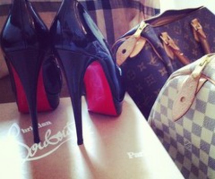 tumblr_mgc4gmyzdX1rhqy4oo1_500_thumb