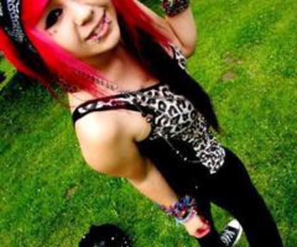 224965_419194408150116_662351390_n_thumb - xo_Emo_xo
