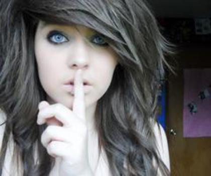 397706_423354017734155_68591455_n_thumb - xo_Emo_xo