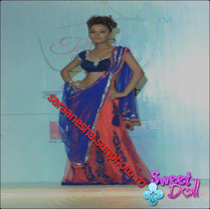 12-001 - sara khan21