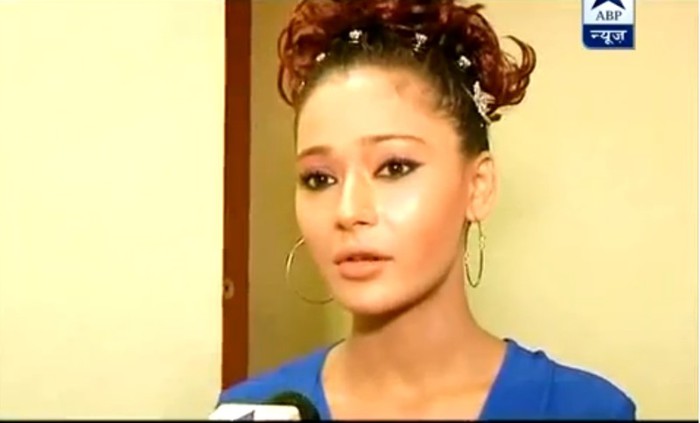 1 - sara khan21