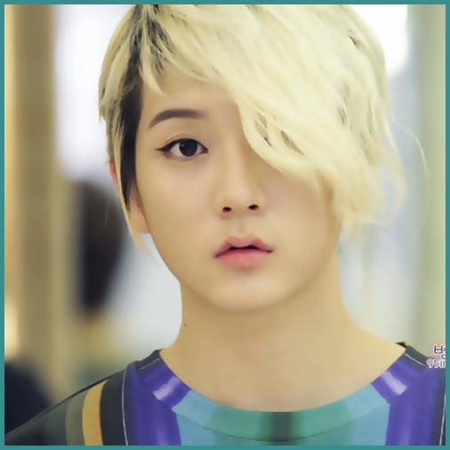 #. Haa?! Dar..kyaa..:|..pff..byee.:-h