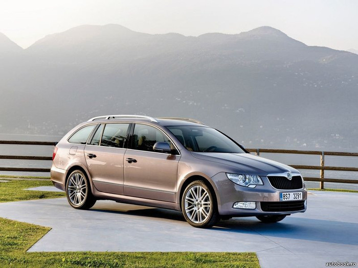 skoda-superb