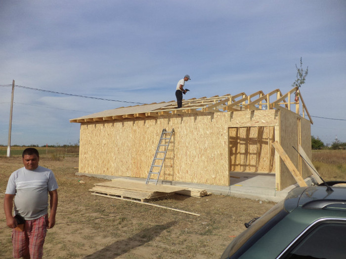 DSC00804 - 01 - Inceputul gospodariei noastre 2012