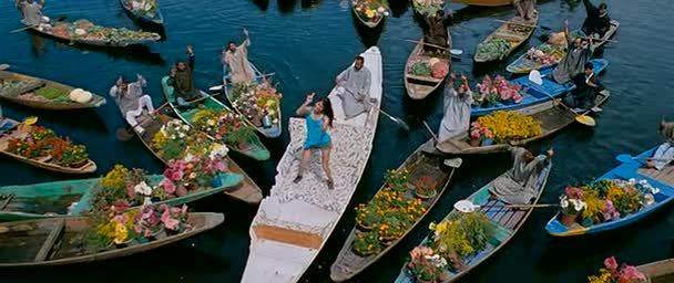 vlcsnap-00111 - Jiya Re