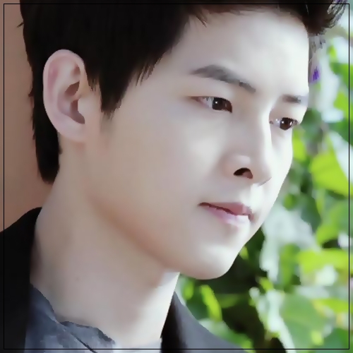 ;- .intra. Ce na..:|..Yaa.:-w.. . o ajuta pe Bora sa se ridice. Kwang Min,ce naiba faci ?:-w