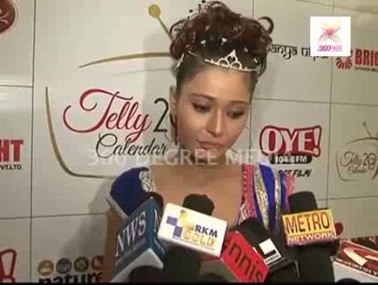 00_00_00 - sara khan21