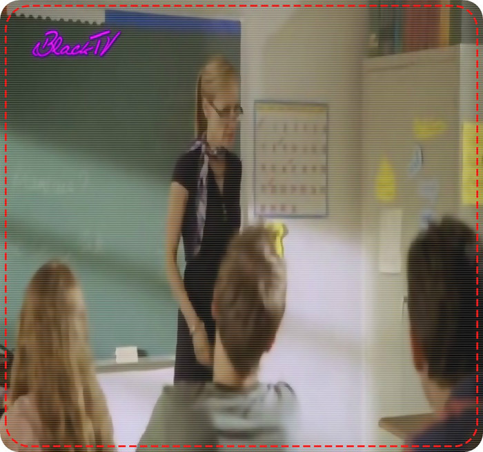 - Ar fi bine sa vorbesti cu mine la persoana a lll-a. Nu ne-am tras chilotii in `73! - Episod O1