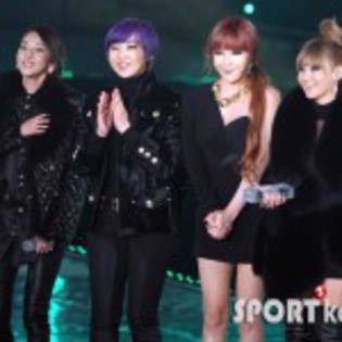 2ne1 10