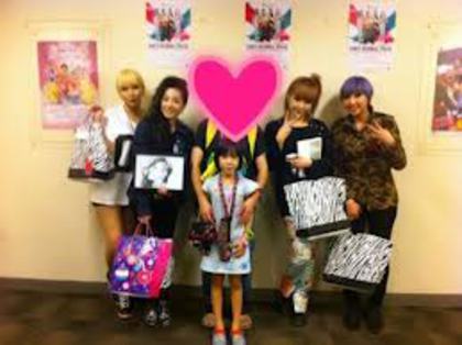 2ne1 333