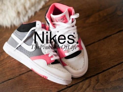 561876_369565449779981_1168171446_n