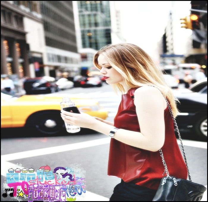 ; ce ai pățit mamă ? O_O # annieh  . AȘA ;3 șampanie ;x # finu