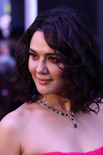 Pre Ity 51 - Preity Zinta 04