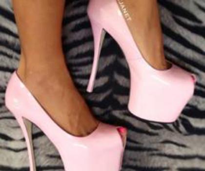 538540_198249426979657_1244694623_n_thumb