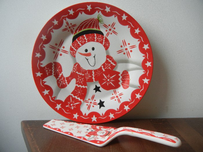 Christmas Cake Plate with Server - CHRISTMAS Collection_Craciun