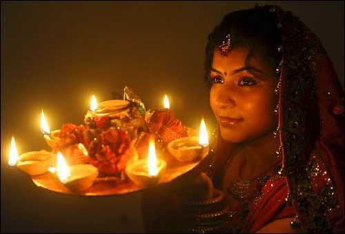 306312_485227341505803_1165311089_n - Karva Chauth