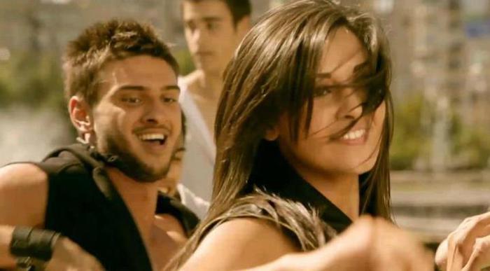 305009_410750325652561_606209243_n