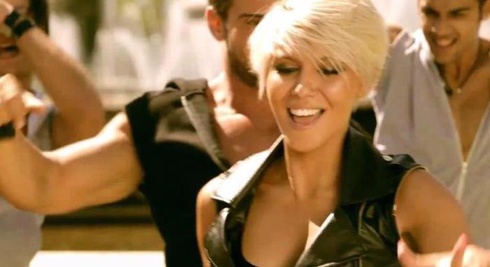 402220_468697633150883_551539572_n