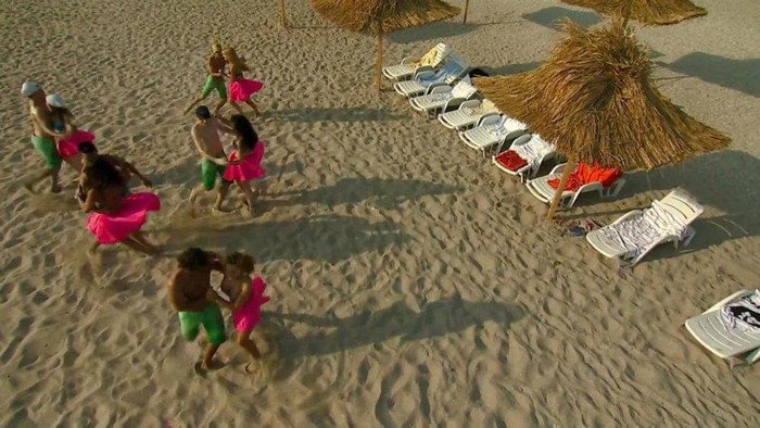 558200_326886017403931_275860786_n