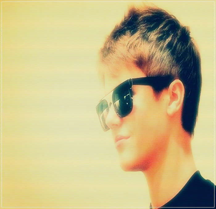 ». SUNT. . in mainile. . unui. incepator. -_- =))))))))). [ fanul. ;
