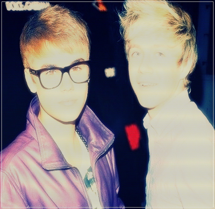 ». NU ;|. [-xxxxx. e vtm. dupa. zayn. ;< =))))))). [ annie. ;