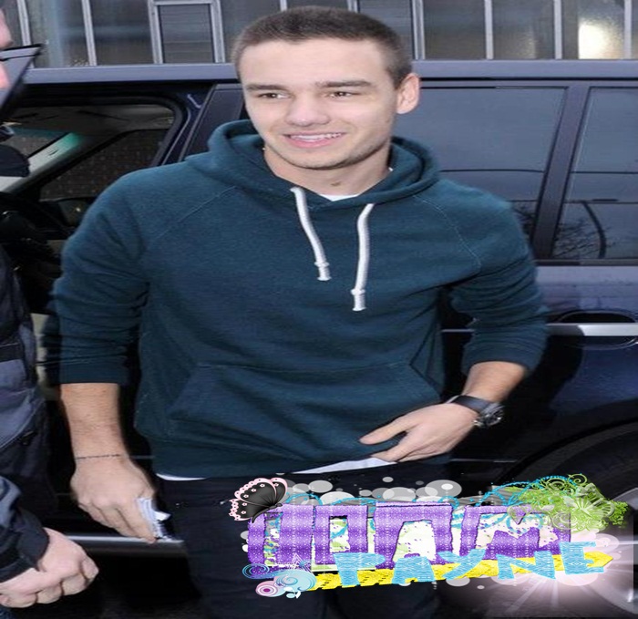 ☇ ∞ . # se pune în pat şi îşi pune mâna sub cap ; meditând . - huh - liam owns HIS private room