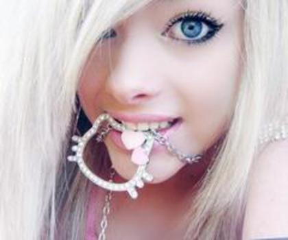 294077_10150291405375559_8339506_n_thumb - xo_Emo_xo