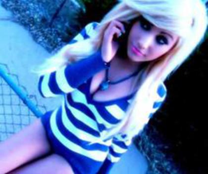 523129_10151122212830559_1098182174_n_thumb - xo_Emo_xo