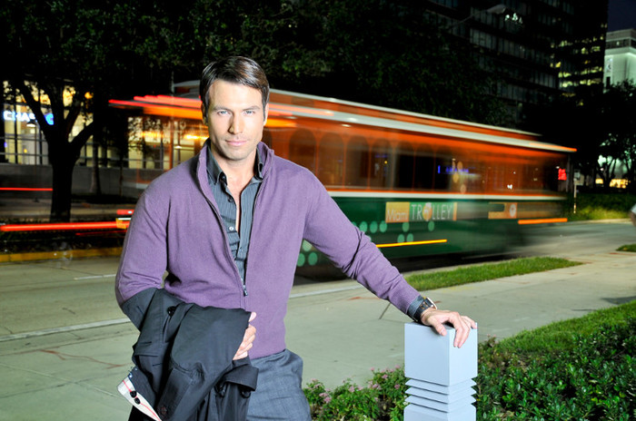  - Rafael Amaya