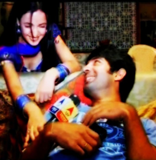 292410_404004879635863_715965435_n - Sanaya Irani and Barun Sobti