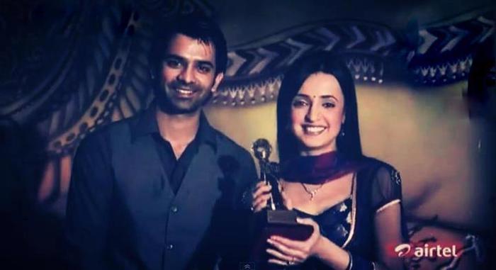 65166_450963071606710_1989263727_n - Sanaya Irani and Barun Sobti