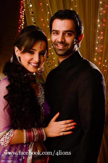 Iss-pyaar-ko-kya-naam-doon (21)