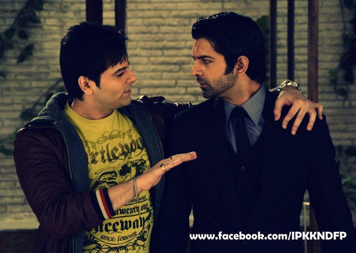 Iss-pyaar-ko-kya-naam-doon (3)
