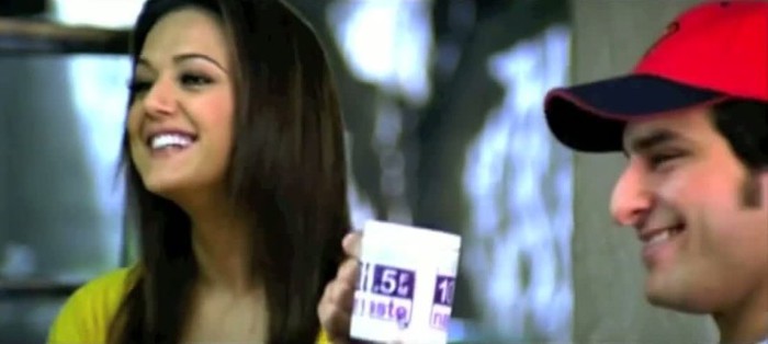 Saif-Preity-Talking-About-Salaam-Namaste.jpg (13)